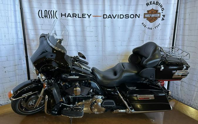 2012 Harley-Davidson Electra Glide Ultra Limited FLHTK Vivid Black