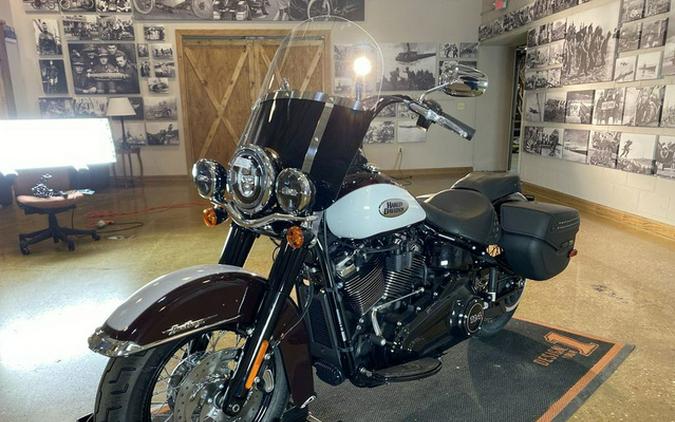 2021 Harley-Davidson FLHCS - Heritage Classic 114