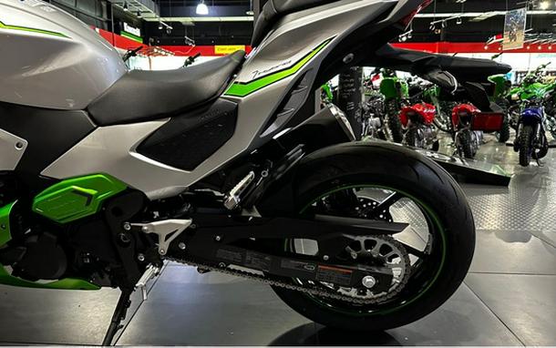 2024 Kawasaki Ninja 7 Hybrid ABS
