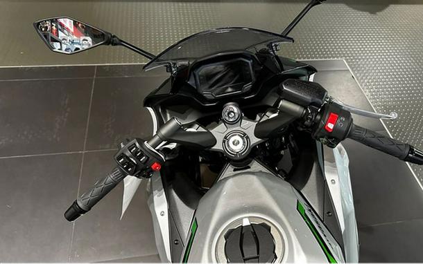 2024 Kawasaki Ninja 7 Hybrid ABS
