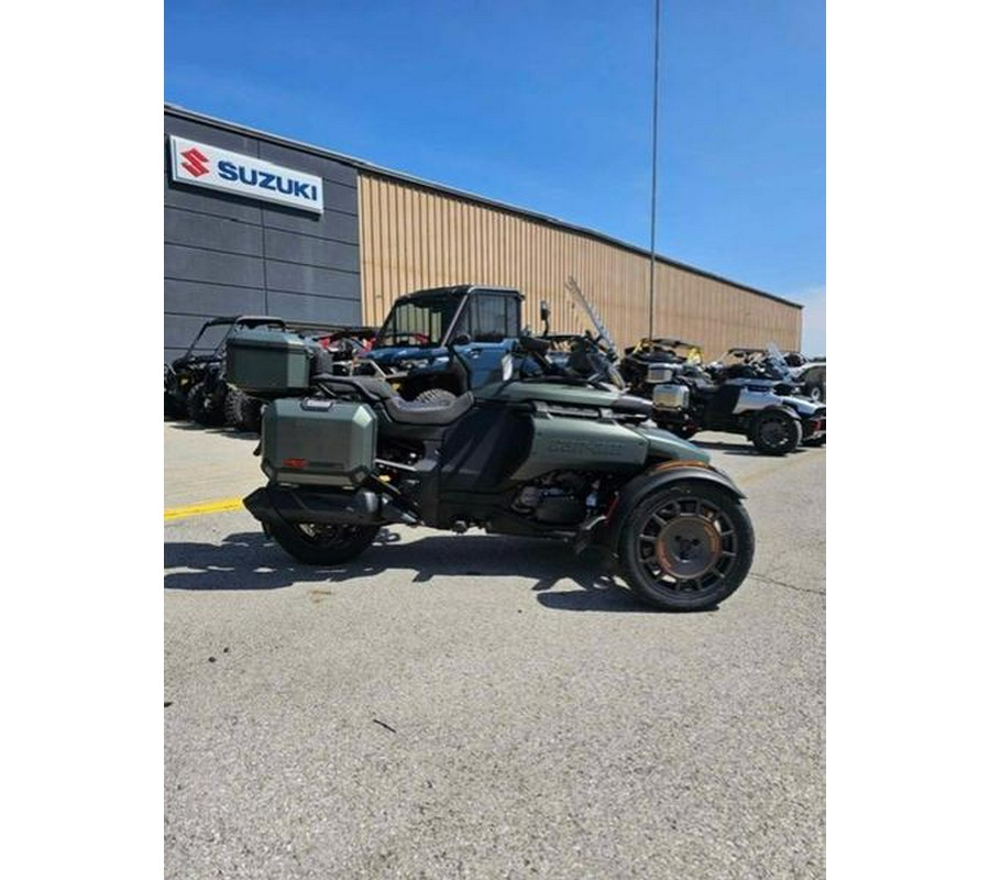 2025 Can-Am® Canyon Redrock