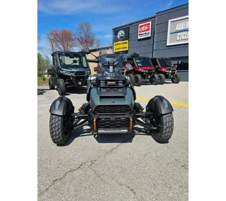 2025 Can-Am® Canyon Redrock