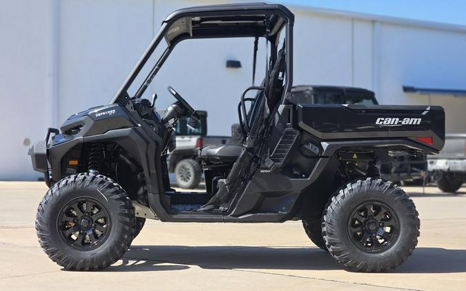 2026 Can-Am® Defender XT HD11