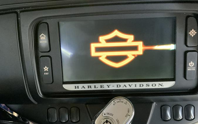 2018 Harley-Davidson FLHX STREET GLIDE