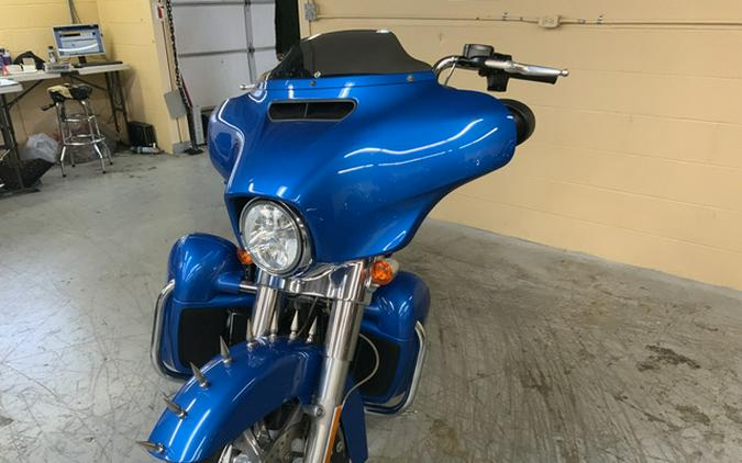 2018 Harley-Davidson FLHX STREET GLIDE