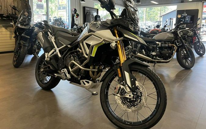 2024 Triumph Tiger 900 Rally Aragon Edition Matte Phantom Black / Matte Graphite