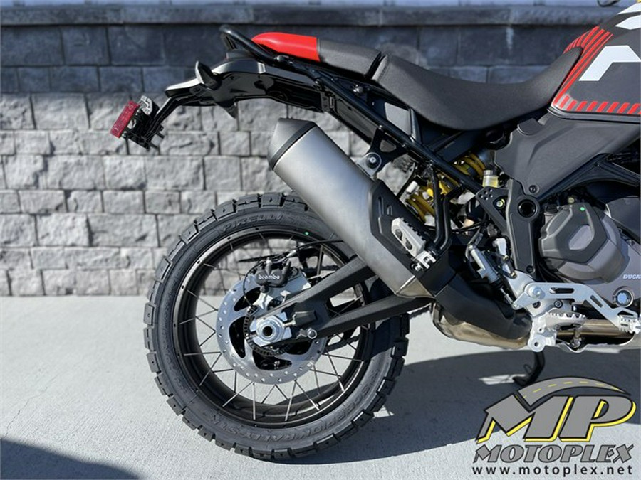 2024 Ducati DESERT X