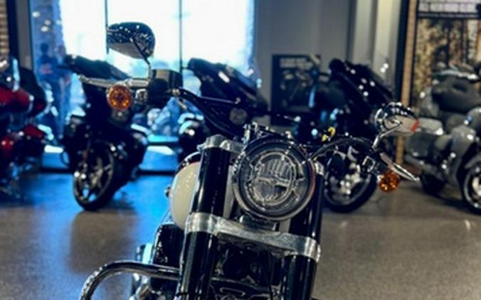2021 Harley-Davidson Softail FLSL - Slim