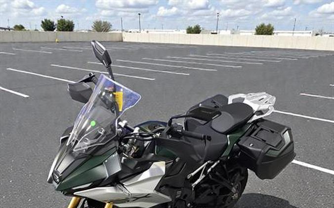 2024 Suzuki GSX-S1000GX+