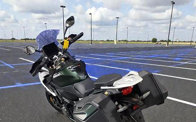 2024 Suzuki GSX-S1000GX+