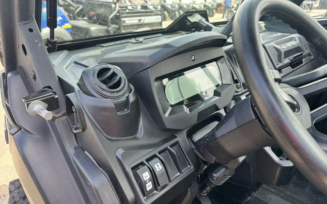 2024 Can-Am Defender Limited HD10