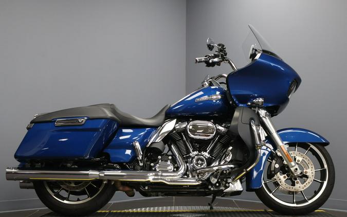 2022 Harley-Davidson® Road Glide® Reef Blue