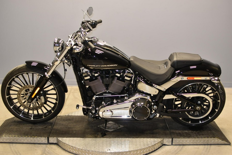 2025 Harley-Davidson Breakout FXBR