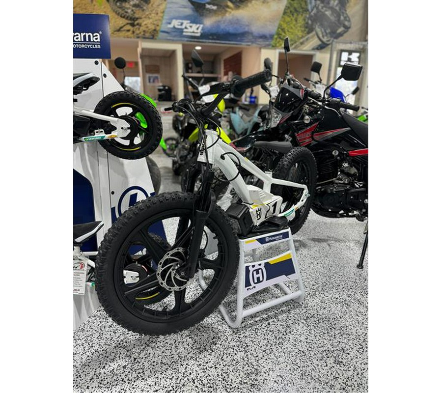 2023 Husqvarna EE 1.20