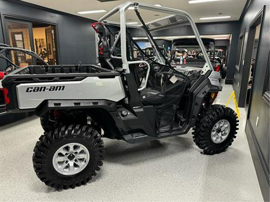 2024 Can-Am Defender X MR