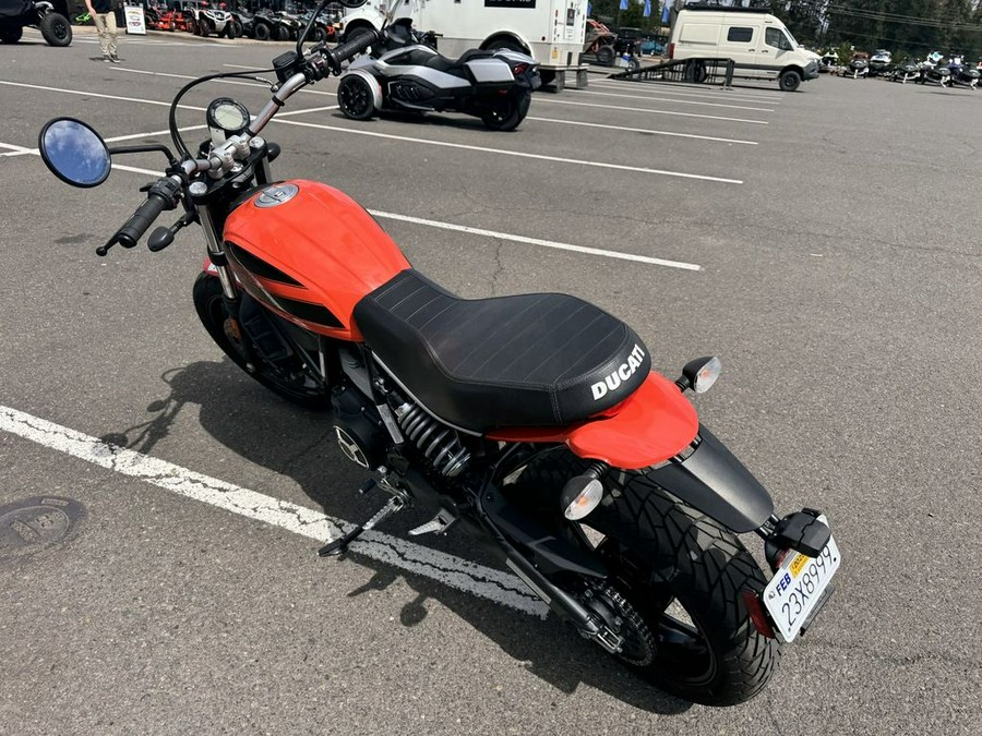 2016 Ducati Scrambler Sixty2 Atomic Tangerine