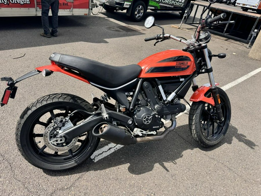 2016 Ducati Scrambler Sixty2 Atomic Tangerine