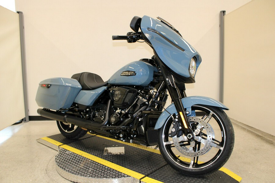 New 2024 Harley-Davidson Street Glide Grand American Touring FLHX Motorcycle For Sale In Miami, Florida