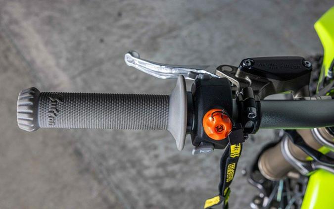 2025 SUR-RON Hyper Bee 12/10