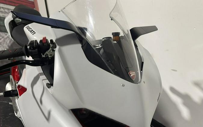 2023 Ducati Panigale V2 White Rosso Livery