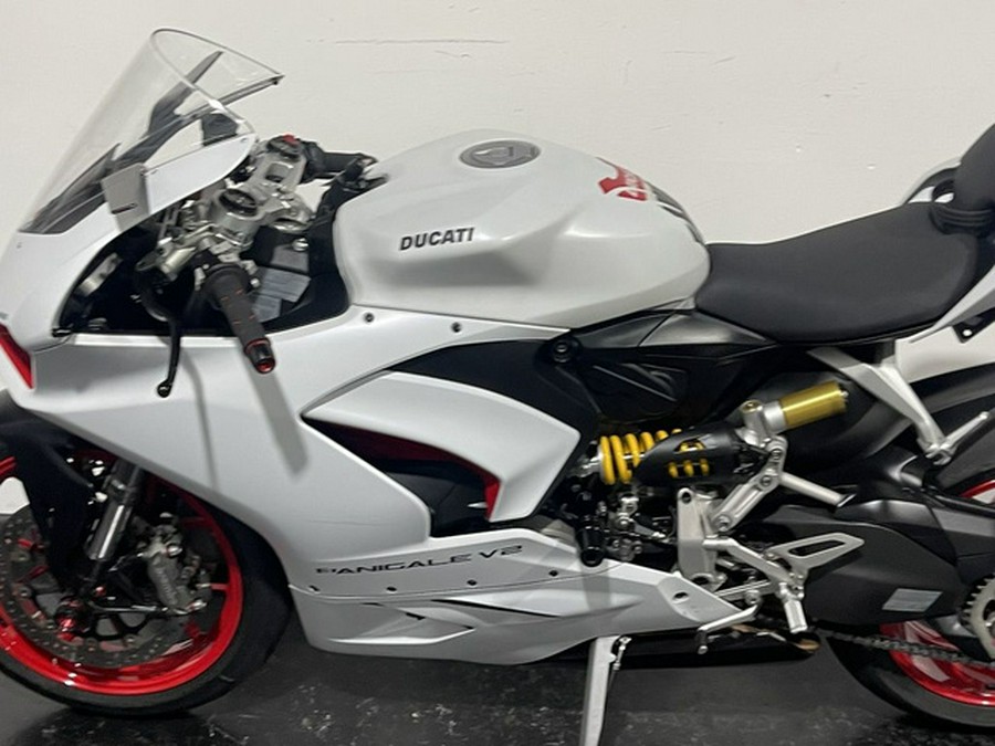 2023 Ducati Panigale V2 White Rosso Livery