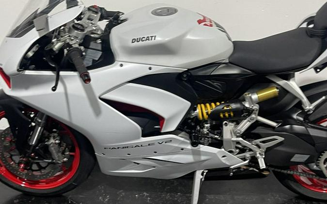 2023 Ducati Panigale V2 White Rosso Livery