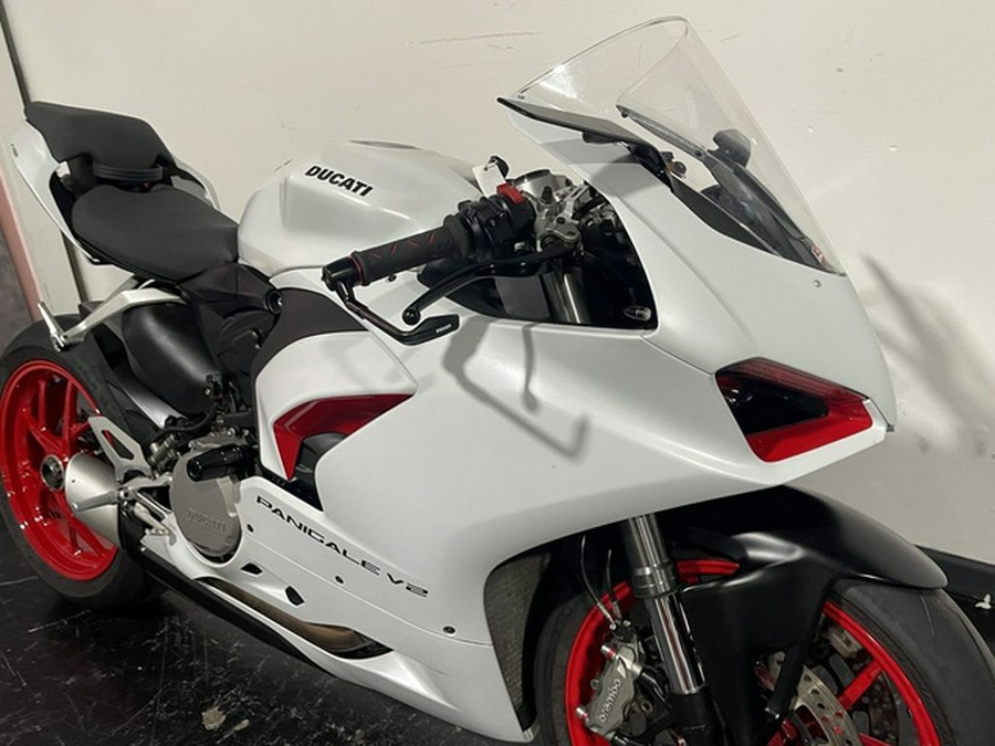 2023 Ducati Panigale V2 White Rosso Livery