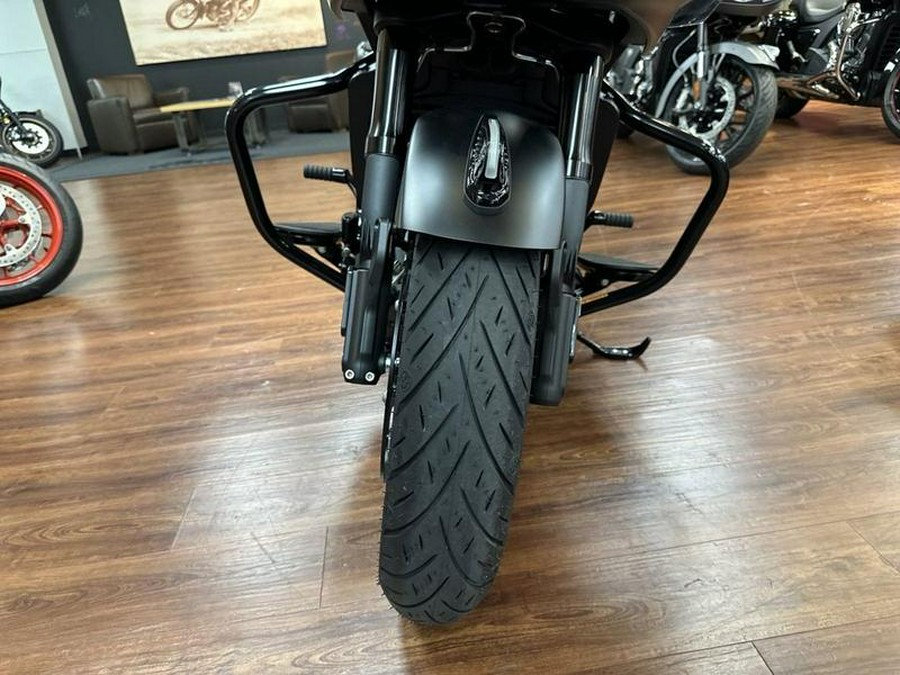 2024 Indian Motorcycle® Challenger® Dark Horse® w/PowerBand Audio Pkg Black Smoke