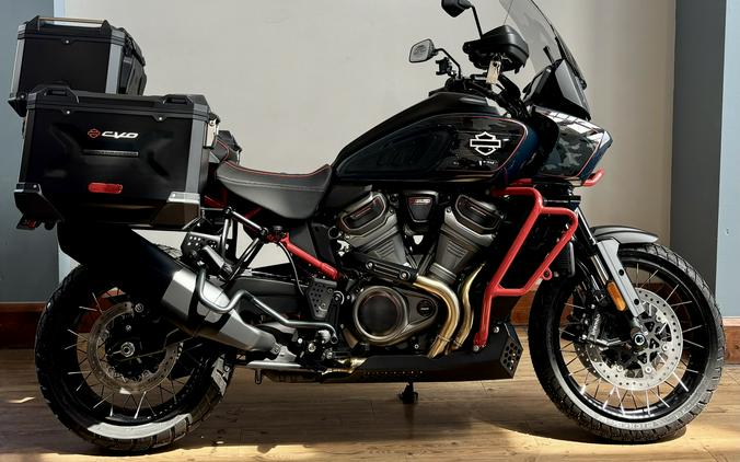 2025 Harley-Davidson CVO™ Pan America®