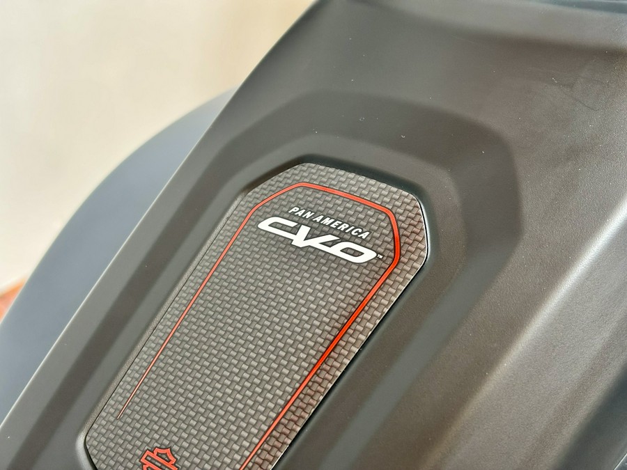 2025 Harley-Davidson CVO™ Pan America®