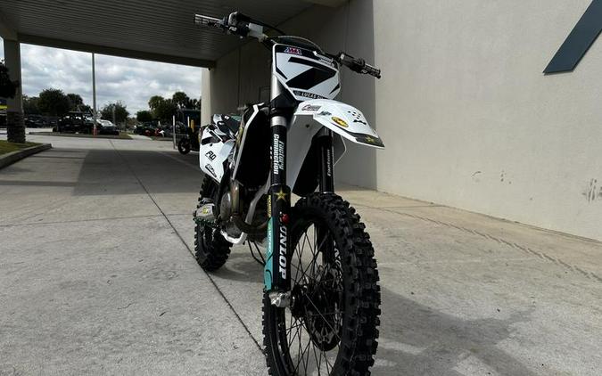 2022 Husqvarna® FC 450 Rockstar Edition