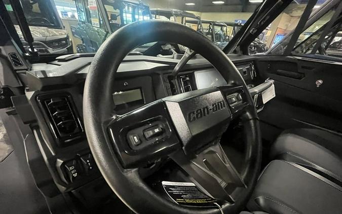 2026 Can-Am Defender Limited HD11