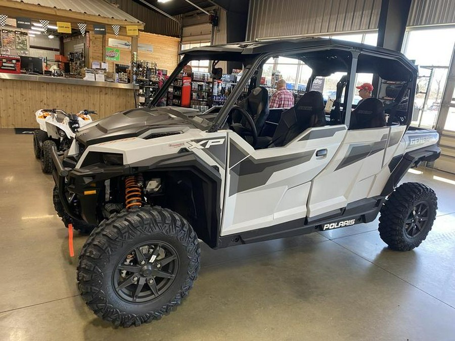 2022 Polaris® General XP 4 1000 Deluxe