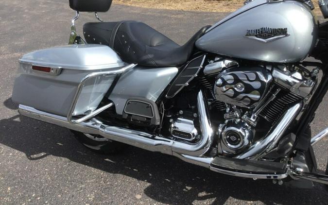 2019 Harley-Davidson® Road King® Barracuda Silver