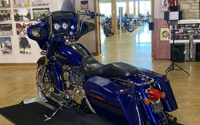 2006 Harley-Davidson Touring FLHX - Street Glide