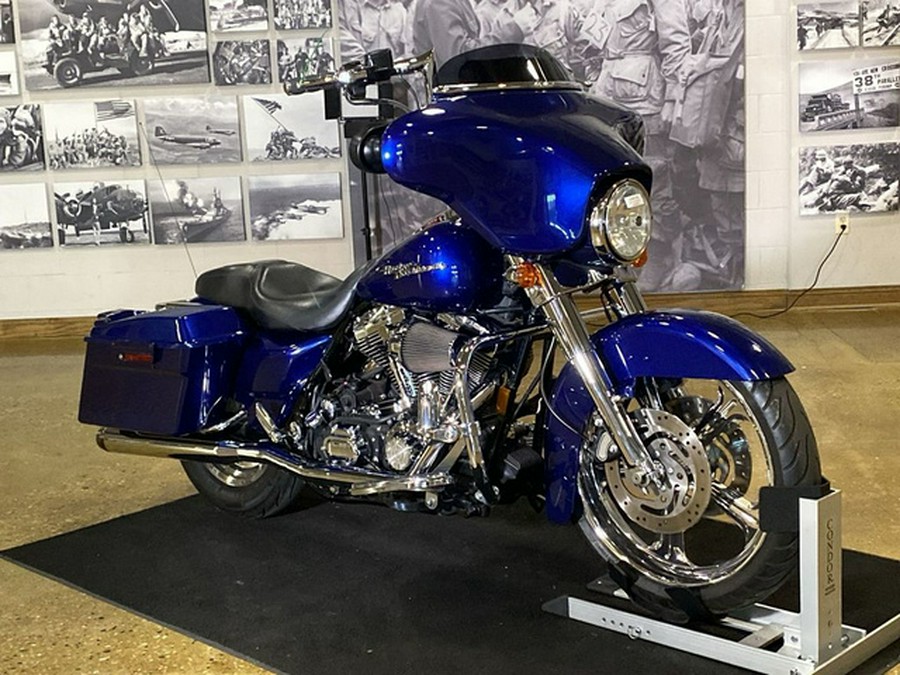 2006 Harley-Davidson Touring FLHX - Street Glide