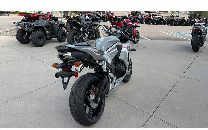 2026 CBR600RR ABS - Honda
