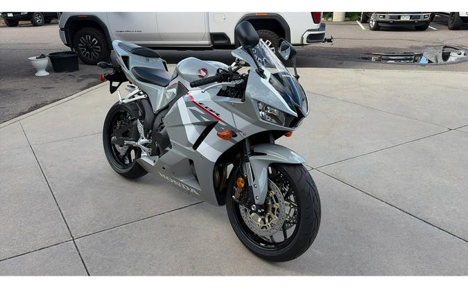 2026 CBR600RR ABS - Honda