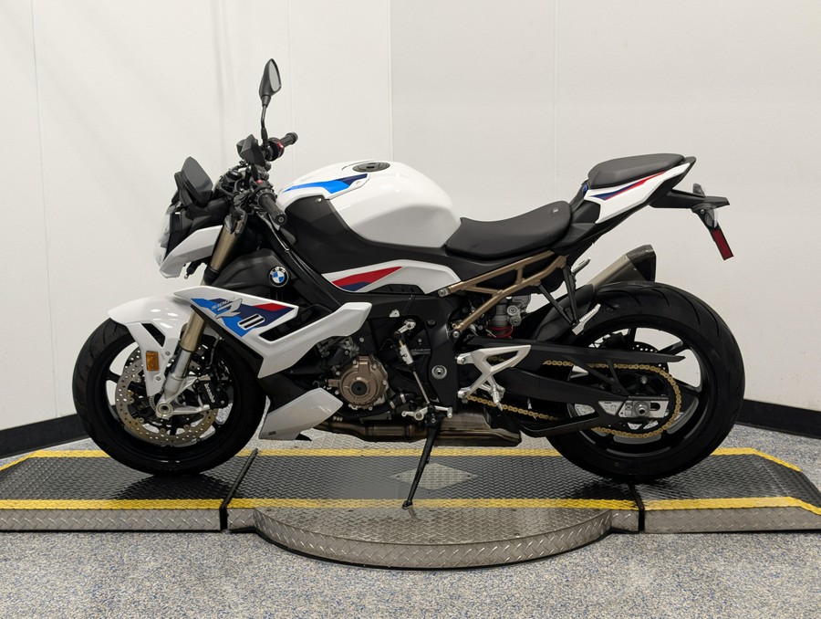 2023 BMW S 1000 R