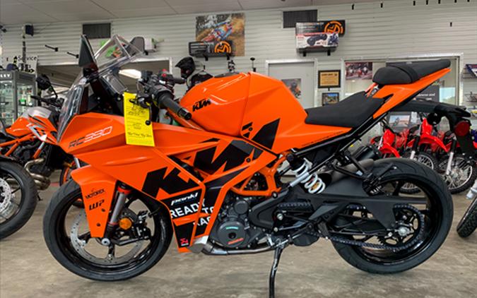 2023 KTM RC 390