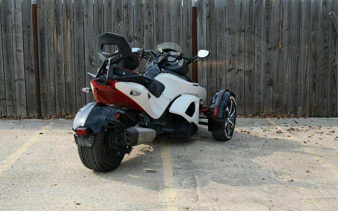 2014 CAN-AM RD SPYDER RS S 991