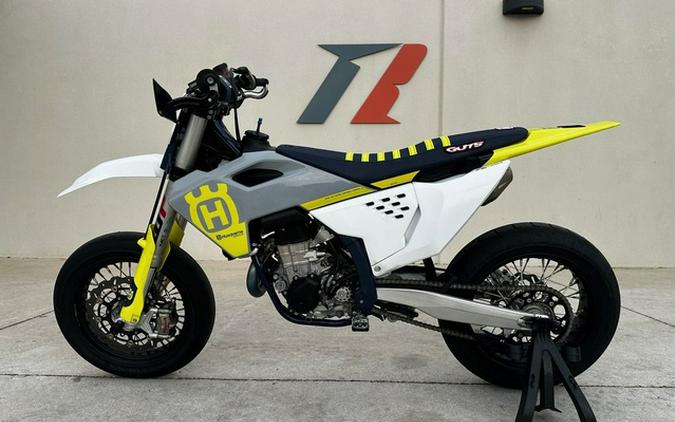 2023 Husqvarna FS 450