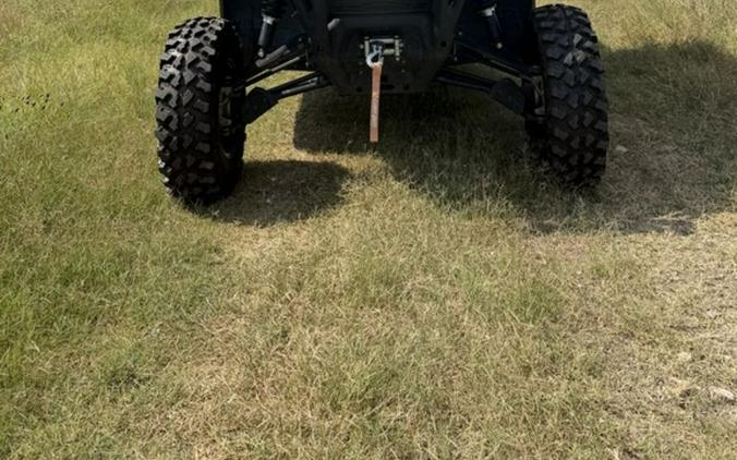 2025 Can-Am® Defender MAX Limited HD10 Desert Tan & Stealth Black