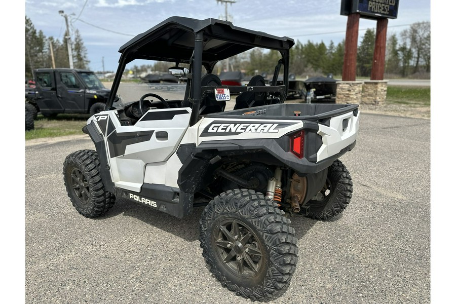 2022 Polaris Industries GENERAL XP 1000 Deluxe