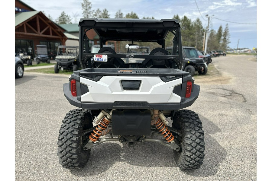 2022 Polaris Industries GENERAL XP 1000 Deluxe