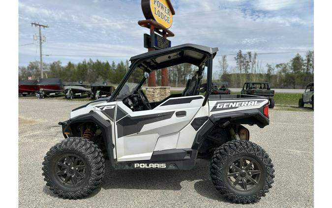 2022 Polaris Industries GENERAL XP 1000 Deluxe