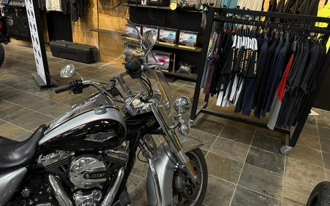 2015 Harley-Davidson® FLHR - Road King®