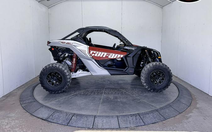 2025 Can-Am Maverick X3 RS Turbo RR Fiery Red & Hyper Silver
