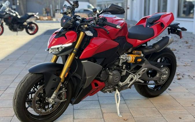 2025 Ducati Streetfighter V2 S