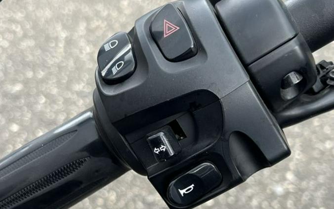 2015 Victory Hammer® 8-Ball®
